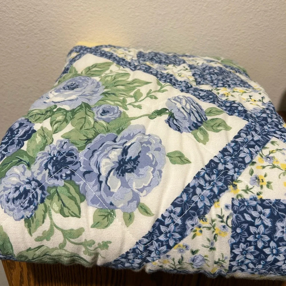 Quilted Daybed Cover